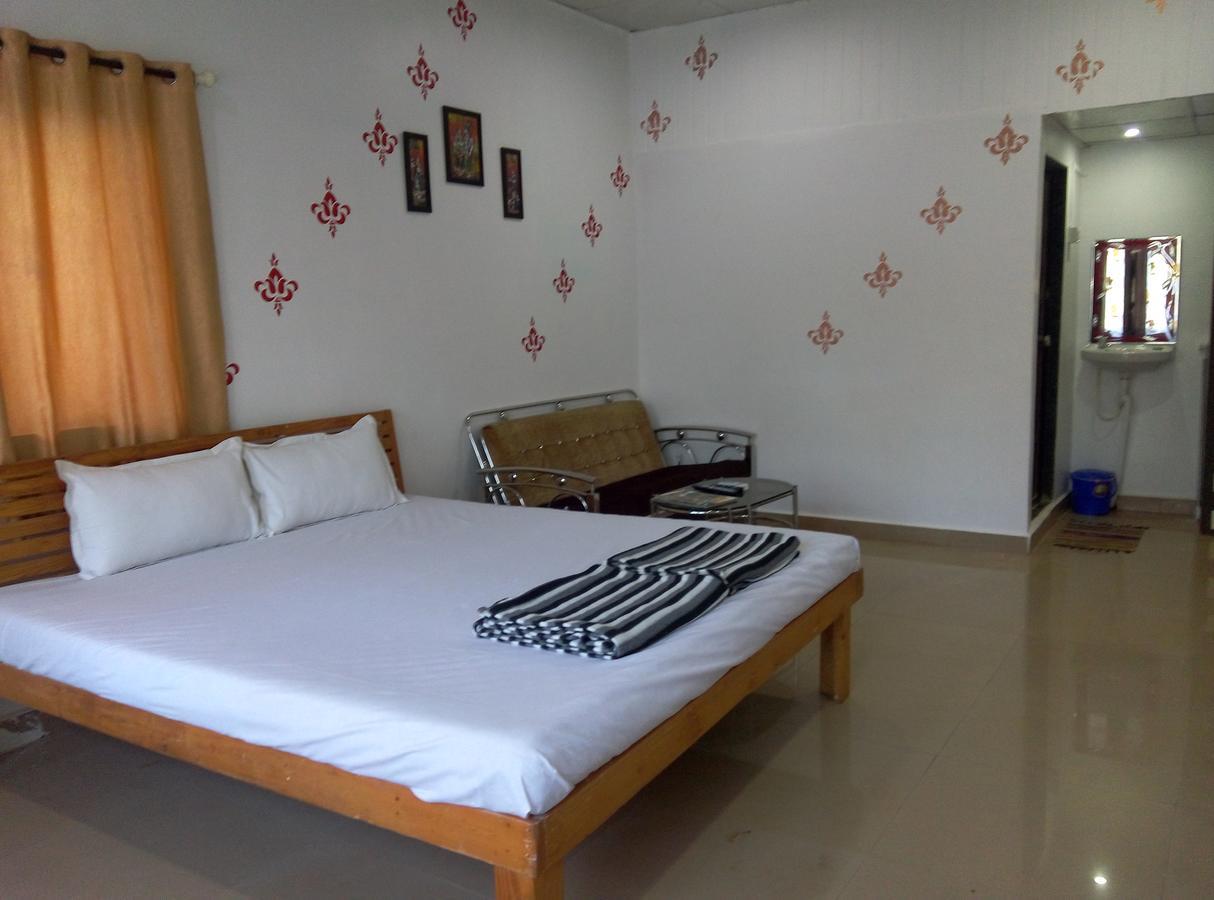 Om Shree Bed And Breakfast Harihareshwar Экстерьер фото