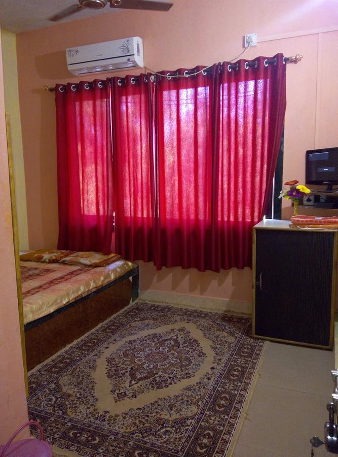 Om Shree Bed And Breakfast Harihareshwar Экстерьер фото